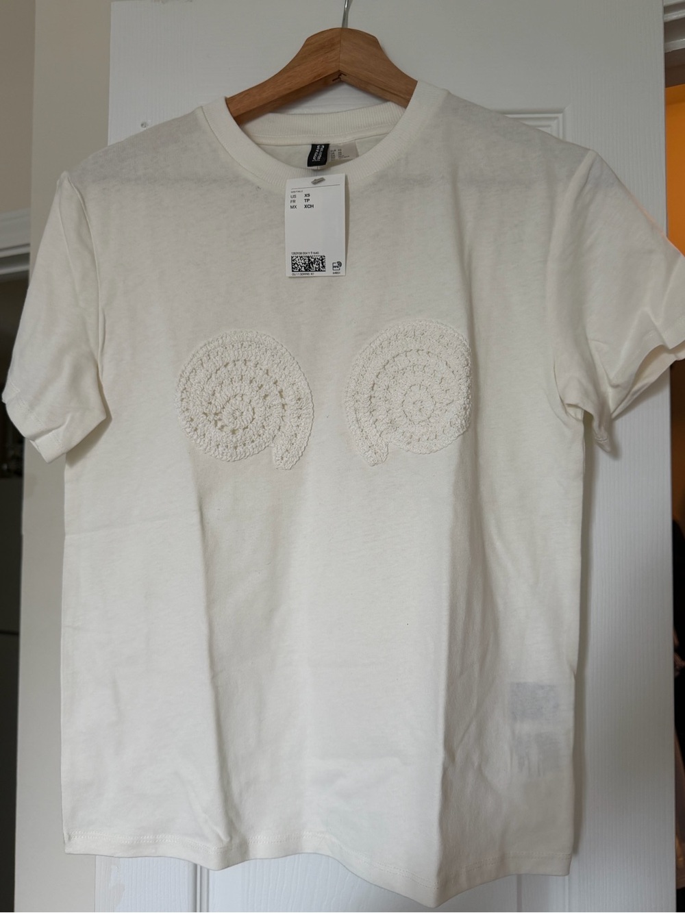 H&M Cream Crochet Spiral Appliqué Tee
